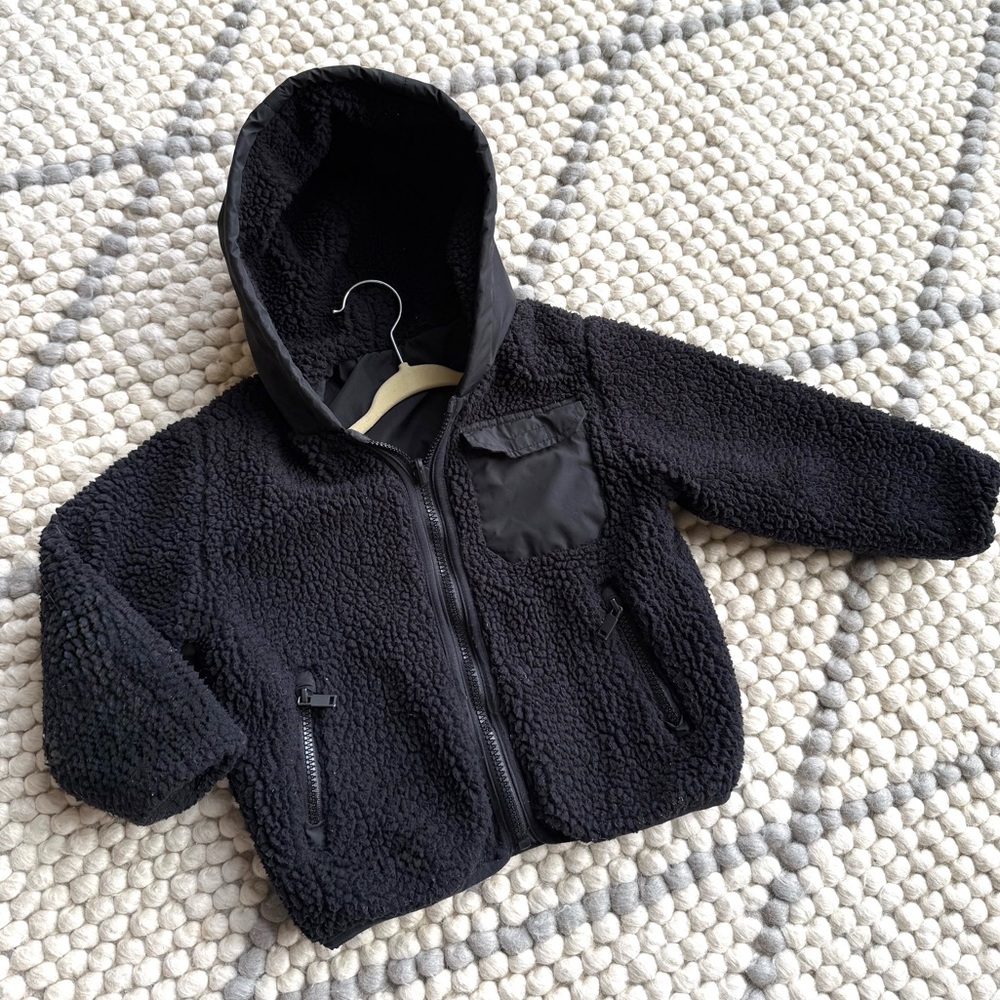 Zara reversible Cozy Black Sherpa Jacket with Hood